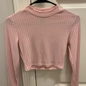 Long sleeve crop top